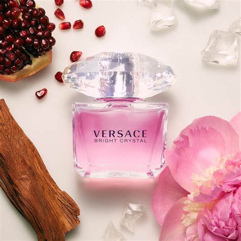 bright crystal versace note|versace bright crystal smell like.